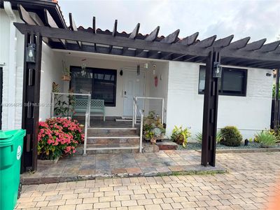 1525 SW 19th Ter