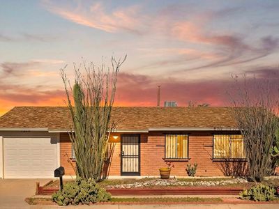 7313 N Camino De La Tierra