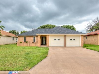 2509 1st Atlas St