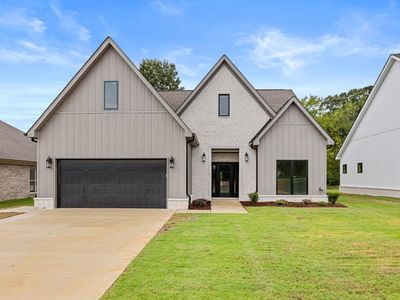 56 Foster Dr
