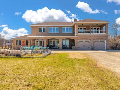 2235 S Lakeshore Rd
