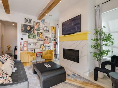 225 W 1st St Unit 112