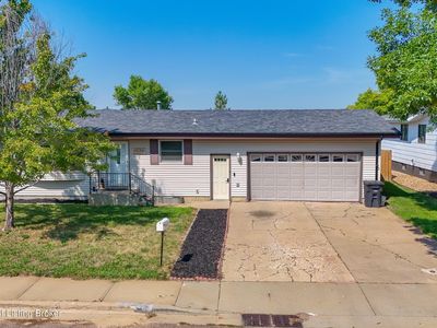 1538 13th St W