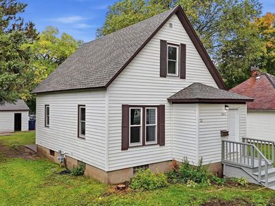 3813 3rd Ave W