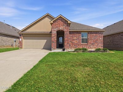 203 Broussard Hill Dr