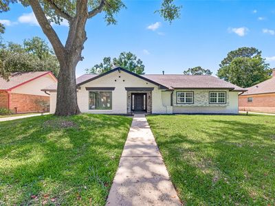 9519 Moorberry Ln