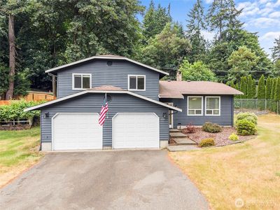 Property at 3995 Fischer Park Avenue NE, Bremerton, WA
