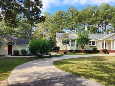 796 Oak Grove Rd