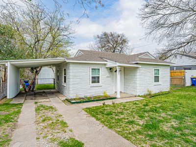 542 S Redford Ln
