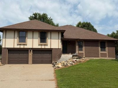 727 N Lake Dr