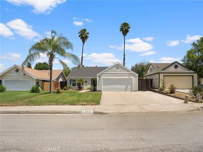 Property at 990 Torrey Pine Dr, Colton, CA