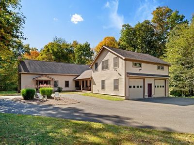 15 Deerfield Dr