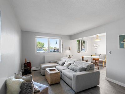 4407 Wilshire Blvd #110