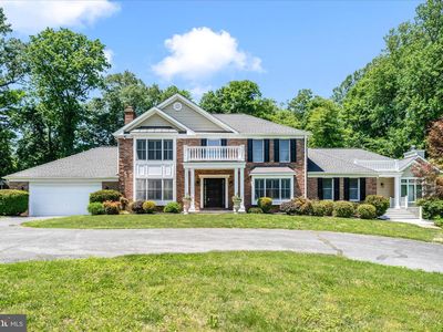 6667 Luster Dr