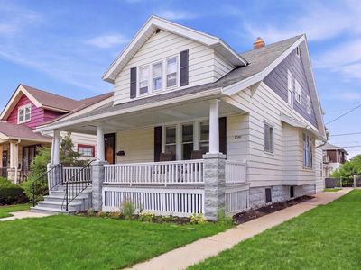 1338 S 76th STREET