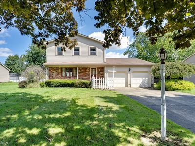 4474 Woodridge Dr