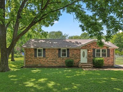 1223 Main St