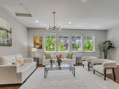 1633 Centre Pointe Dr