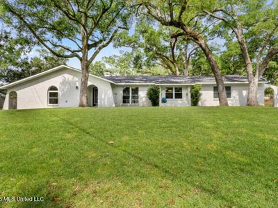 5913 David Davis Pl