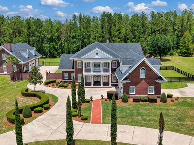 537 SW Windsor Dr