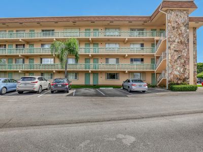 300 Village Green Circle S #120