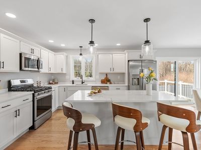 711-711.6 Massachusetts Ave #6