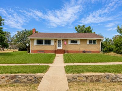 107 E Main St