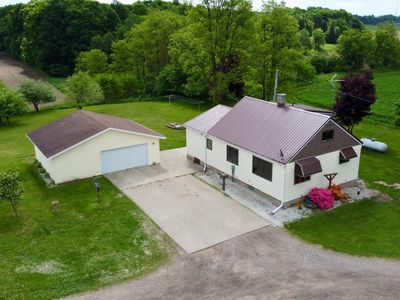 W7195 Clay Rd