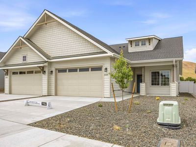Property at 4587 Grove Ct, West Richland, WA