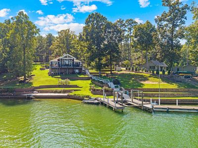 320 Tulip Dr
