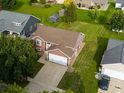 Property at 919 Deer Ln, Brookings, SD
