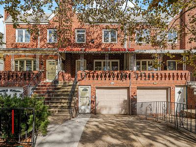 2151 E 38th St FLOOR 1