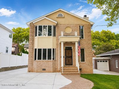 191 Greeley Ave