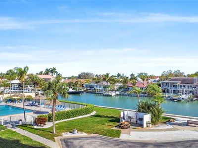 4900 BRITTANY DRIVE S #301