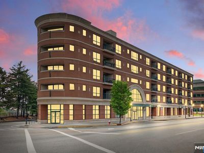 1 Orient Way APT 501