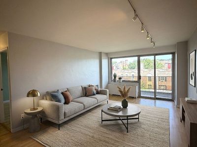 175-20 Wexford Ter APT 9G