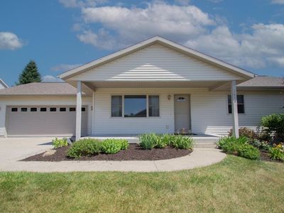 1420 Stoneridge DRIVE