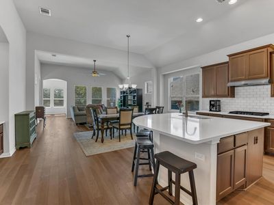 902 Catalina Ln