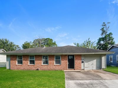 8614 Rockhill St