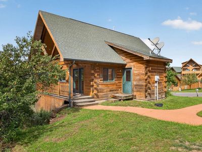 441 Overlook COURT