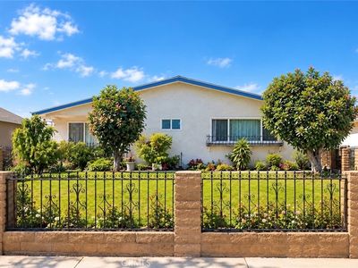 1127 S Almansor St