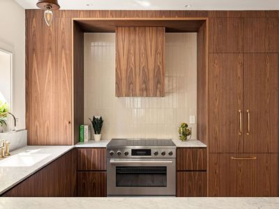 148 Clinton Ave APT 1