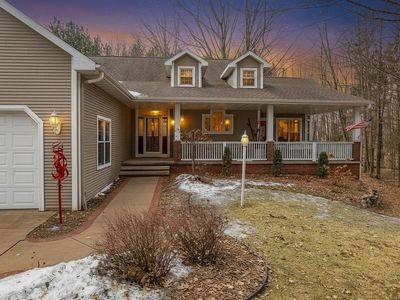 3877 Sandhill Dr
