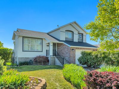 8847 S Mountain Vista Dr