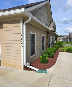 2423 Stonecenter Ln