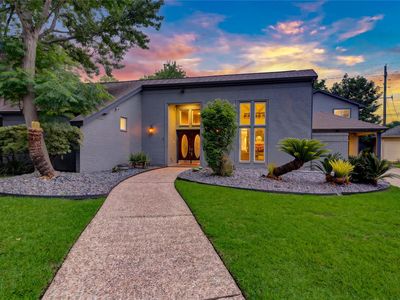 1026 Riverlace Dr
