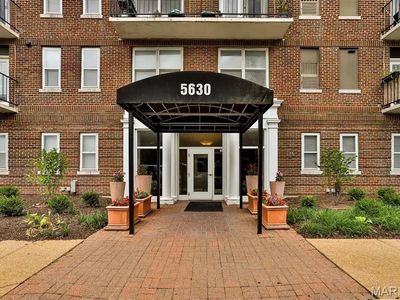 5630 Pershing Ave Unit 10