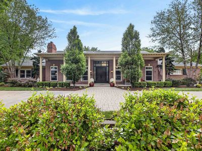 122 S Ridgecrest Rd