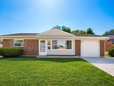 5467 Roche Dr
