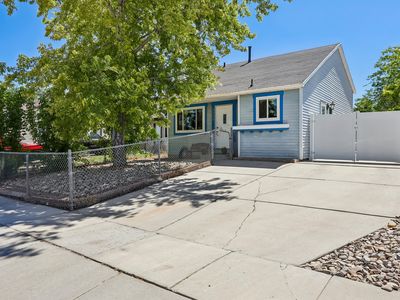 2605 S Bryant Dr